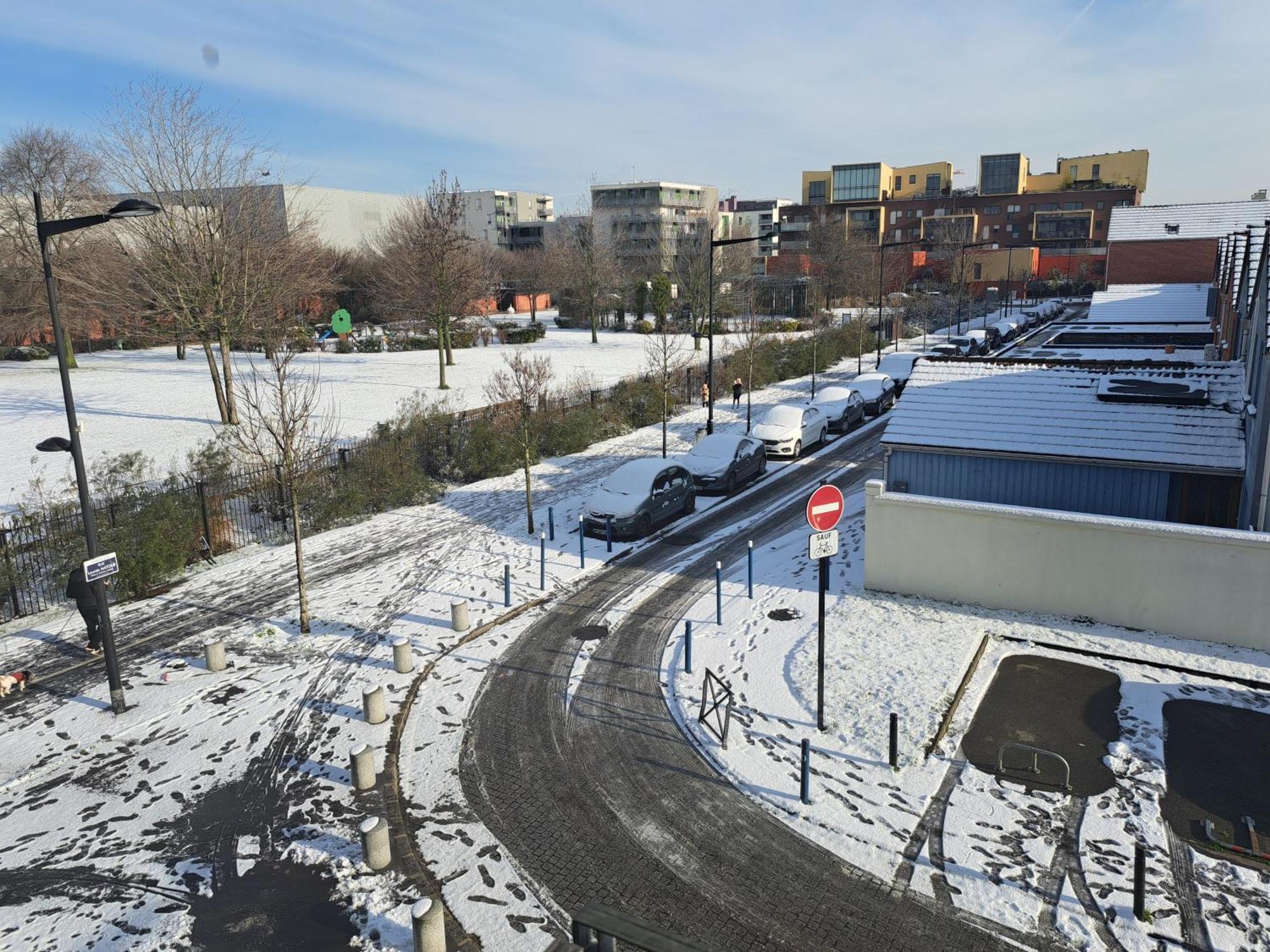 Chez Daniel, Un 2 Pieces Proche De Paris Stade De France Aubervilliers Buitenkant foto